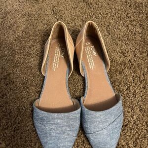 Toms Women's D’Orsay Flat 
Like new 
Size 9
